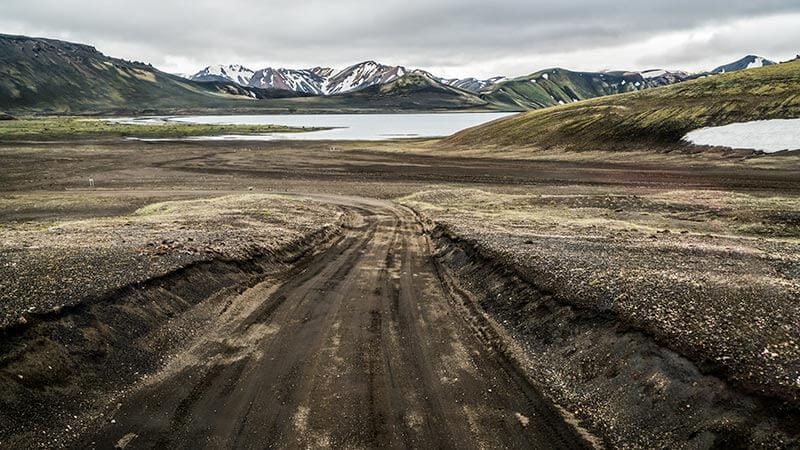 A dirt road leading to Landmannalaugar